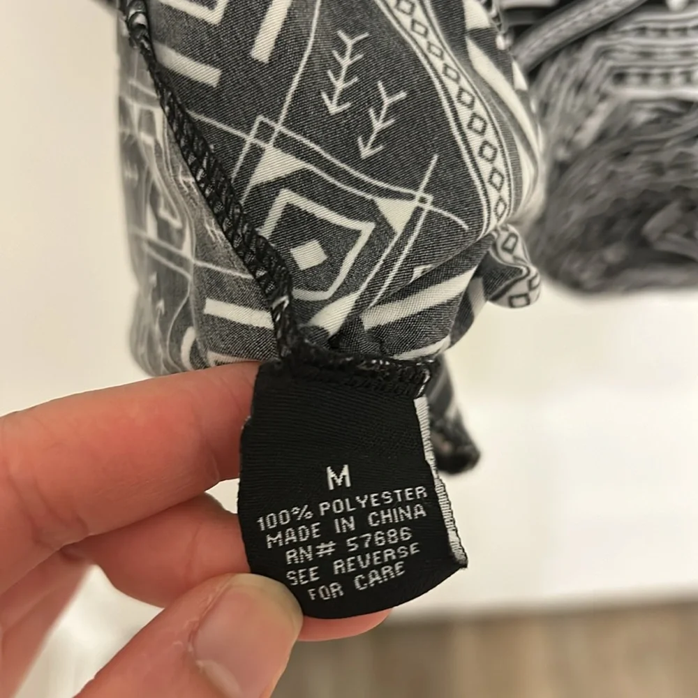 Women’s Black and White Aztec Print Sleeveless Dress - Picture 6 of 7